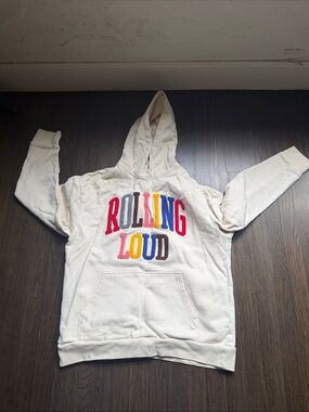 Cream Crewneck Hoodie Sweatshirt with Multicolor 'ROLLING LOUD' Appliqué
